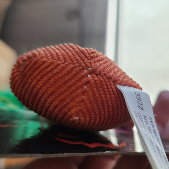 Halloween jack-o-lantern cat toy - Picture 3 of 5